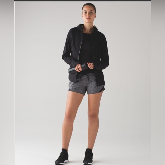 lululemon athletica Pants - Lululemon | Hotty Hot Short Long ( Reflective) 4”